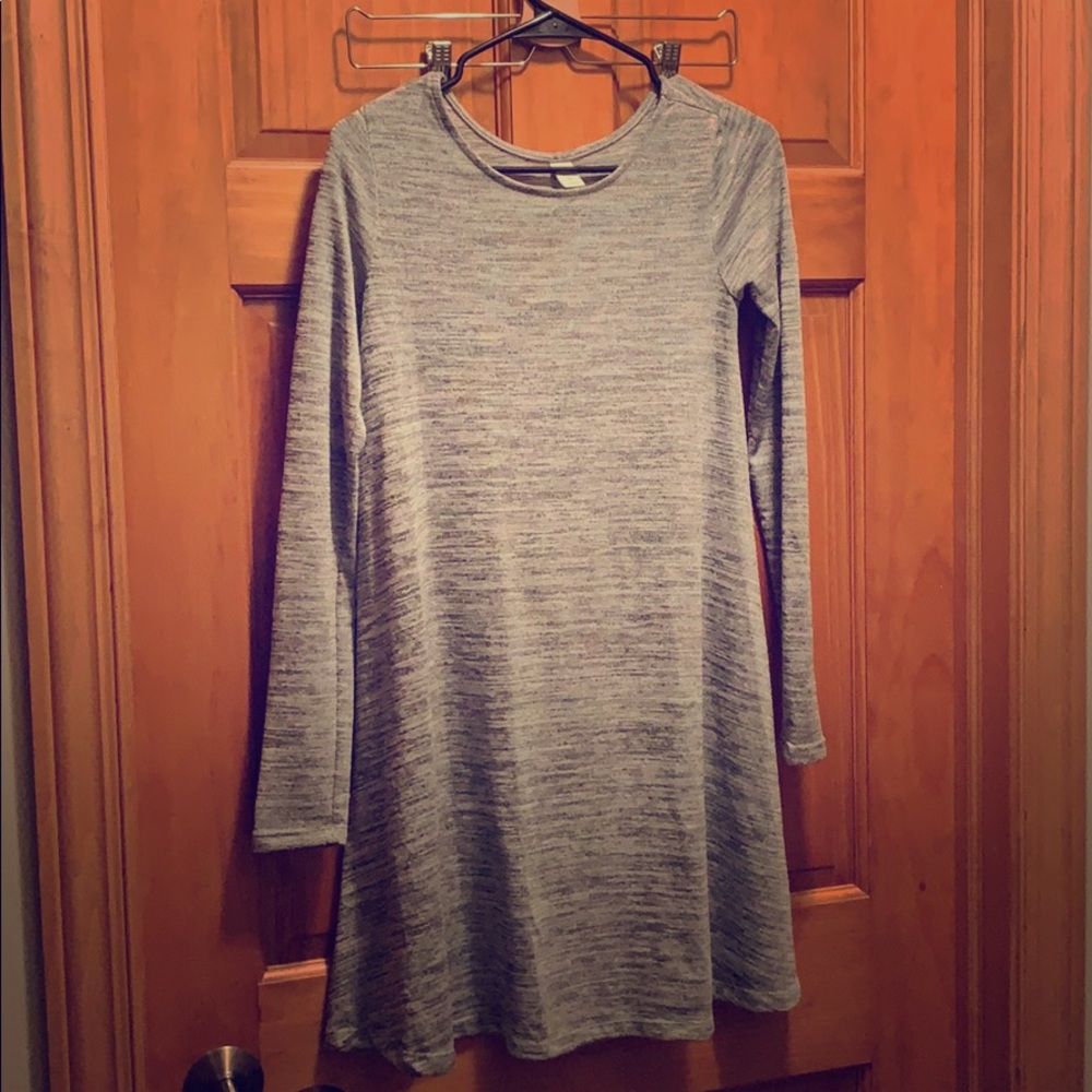 Old Navy LS swing dress